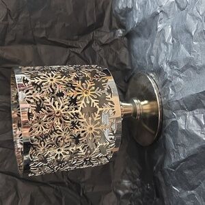 B&BW:  Sparkling Silver Decorative Candle HoIder